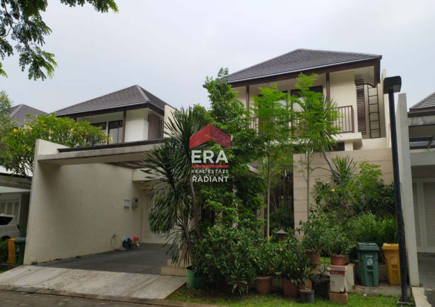 Signature Serenia Hills Lebak Bulus