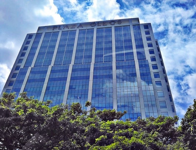 Gedung Plaza Oleos Di Tb Simatupang Jakarta Selatan