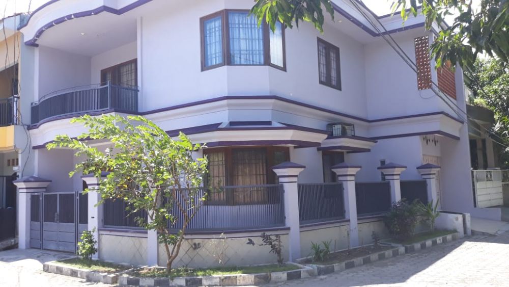 Rumah 2 Lantai Wiyung Graha Sunan Ampel Surabaya