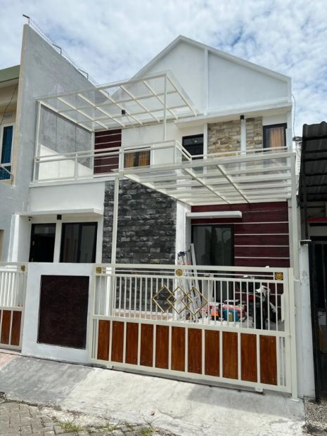 DIJUAL RUMAH KOST AKTIF DI JL BENDUNGAN SIGURA GURA KOTA MALANG