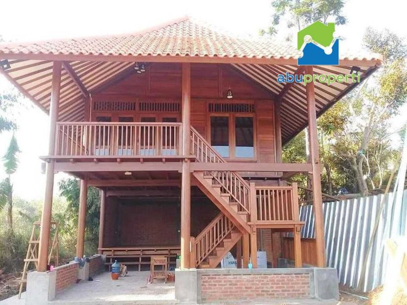 Rumah Kayu Meranti Bongkar Pasang Khas Palembang Dengan Desain Klasik