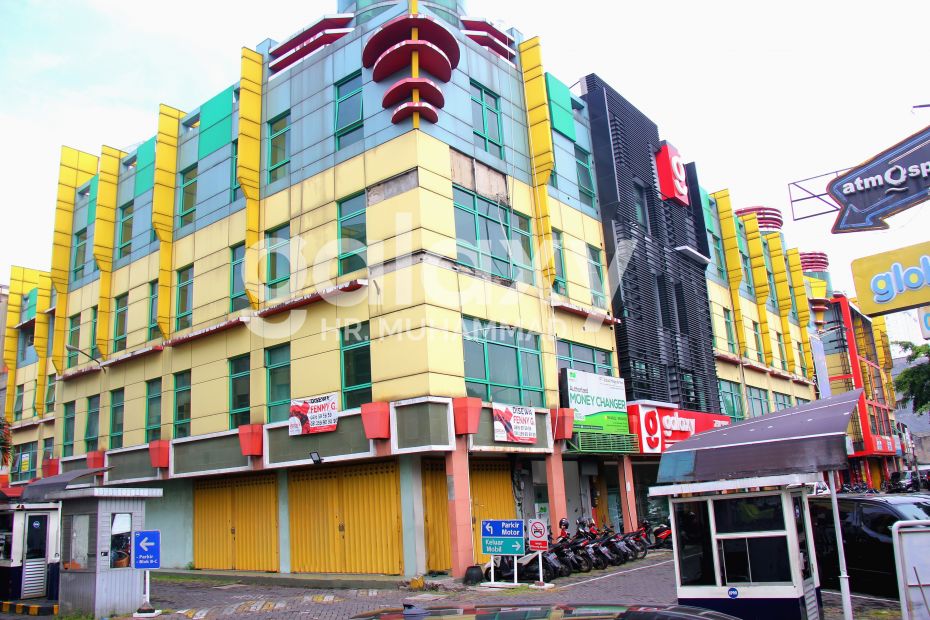 Disewakan Ruko Golden Palace Jln Hr Muhammad Selangkah Dari Mayjend Su