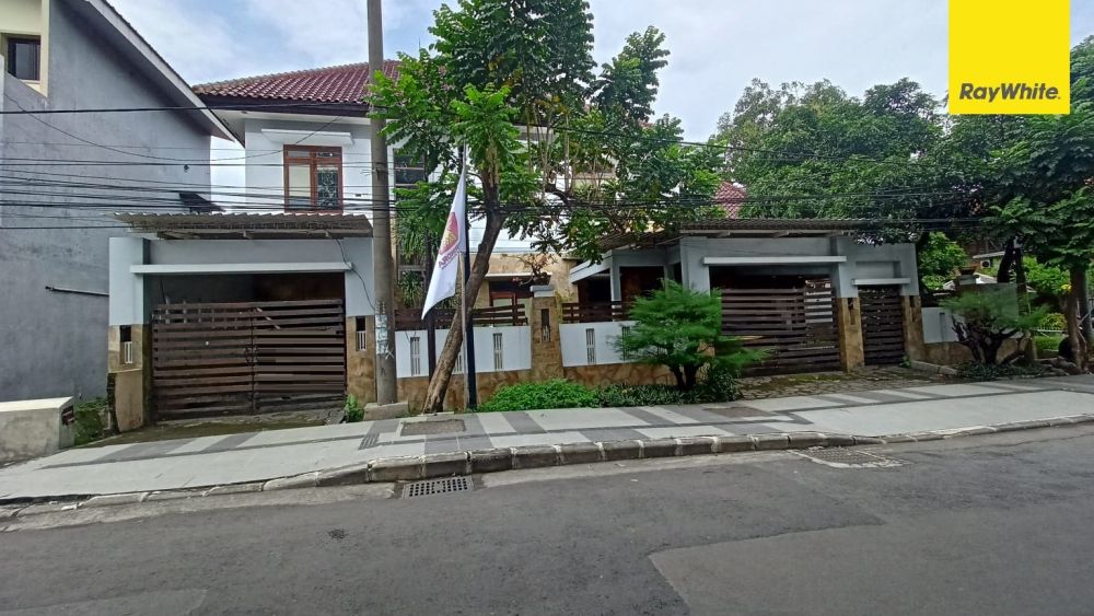 Dijual Rumah Di Jalan Raya Gayungsari Barat Surabaya