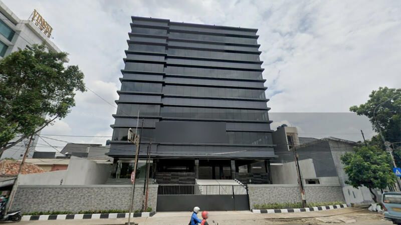 Dijual Gedung Kantor Baru Posisi Strategis Seberang Toll Gate Ciputat