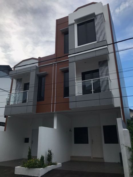 Jual Rumah Cantik Dan Mewah Dua Lantai Di Cempaka Putih Jakarta Pusat