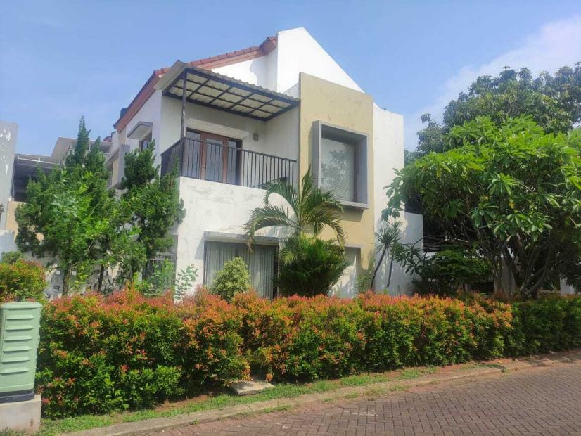 Dijual Rumah Lantai Di Cluster Alamanda Jakarta Garden City