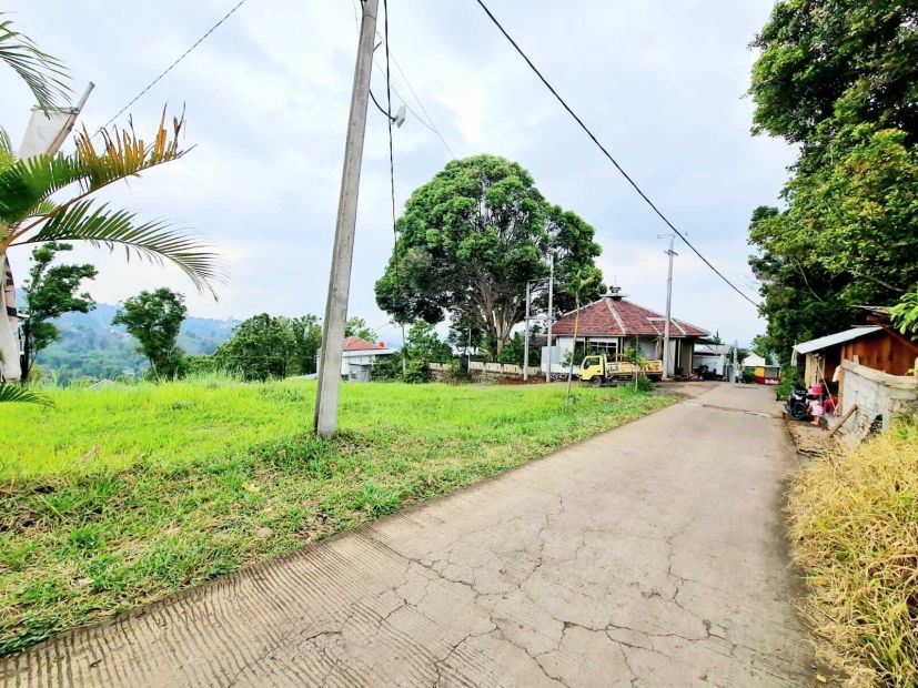 Selangkah Jalan Raya Kolonel Masturi Tanah Kavling An M Shm Terjam