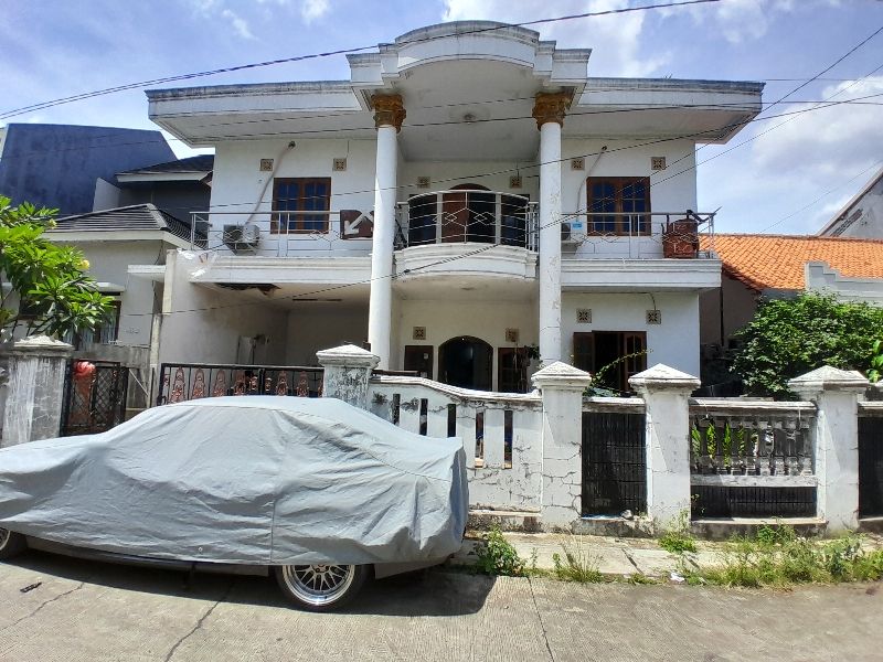 Rumah 2 Lantai Di Komplek Deplu Tangerang Selatan