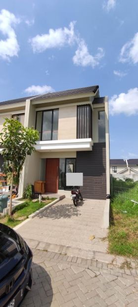 Di Jual Rumah Citraland North West Lake Modern Minimalis Siap Huni