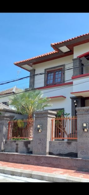 Di Jual Rumah Kawasan Elit Jalan Moh Yamin Renon Denpasar Bali