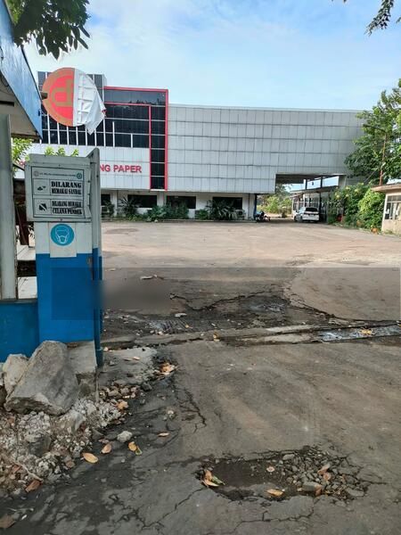 Dijual Tanah Berikut Gedung Daan Mogot