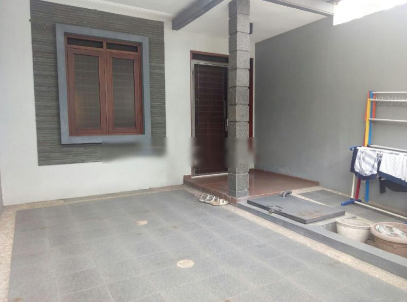 Jarang Ada Rumah Minimalis Siap Pakai Di Taman Holis Indah Dekat