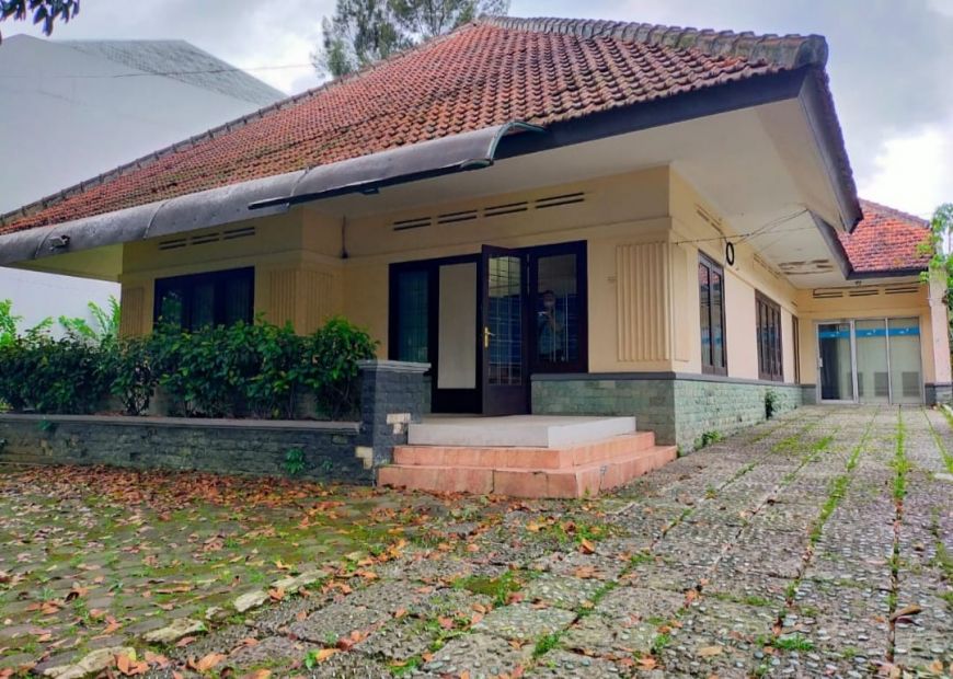 Rumah Antik Hitung Tanah Lokasi Istimewa Jarang Ada Sayap Dago Riau