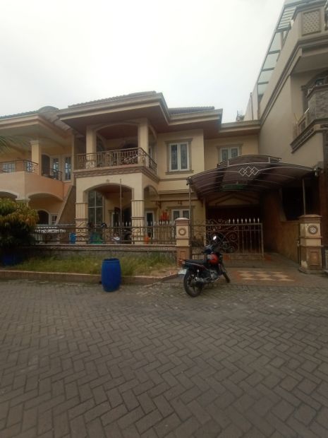 Disewakan Villa Komplek Cemara Asri Jalan Sakura