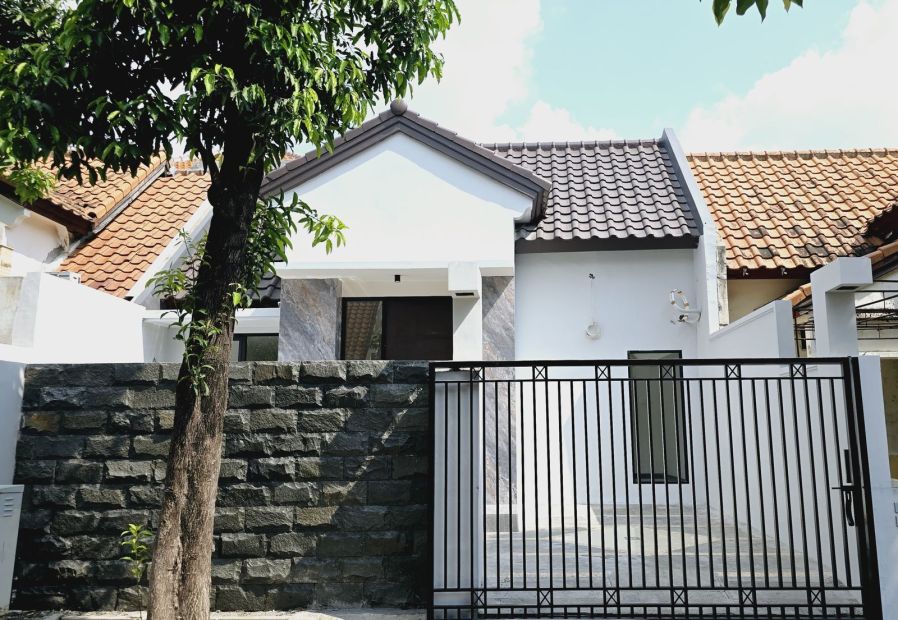 Fully Renov 2 Lantai Rumah Citraland Taman Puspa Raya