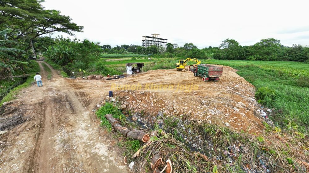 700 Meter Kampus UTY Jombor Tanah Trihanggo Jogja SHM