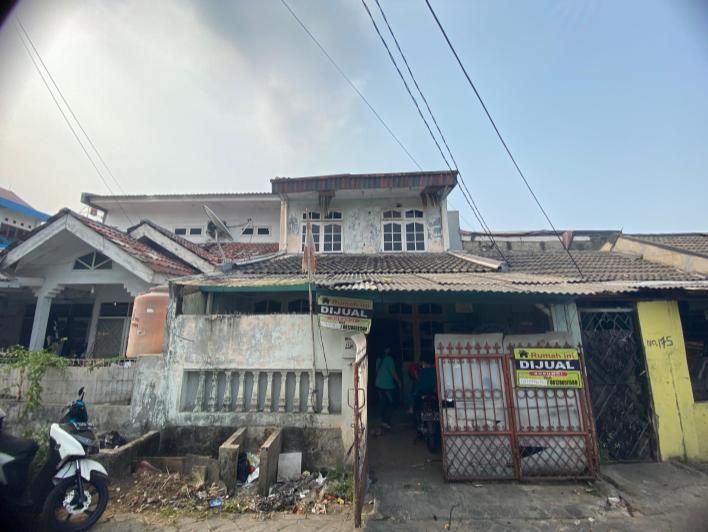 Jual Rumah Minimalis Lantai Di Poris Indah Cipondoh Siap Kpr J