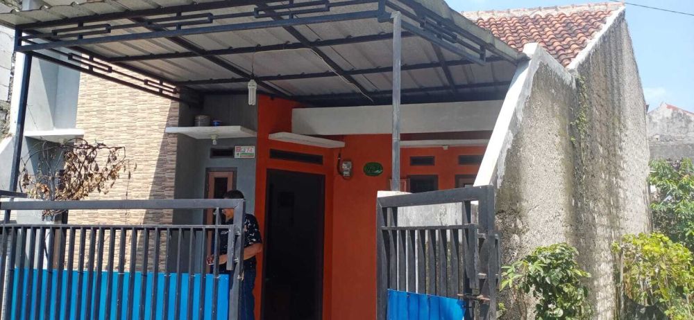 Rumah Bagus BU Jl Raya Ciomas Pintu Ledeng Bogor