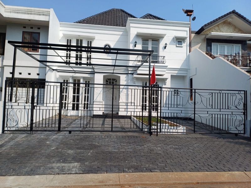 Kota Wisata Cibubur Rumah American Classic Brand New Siap Huni