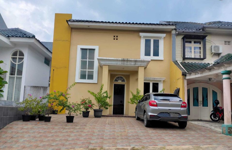 Dijual Rumah Di Sentul City Cluster Bukit Golf Hijau