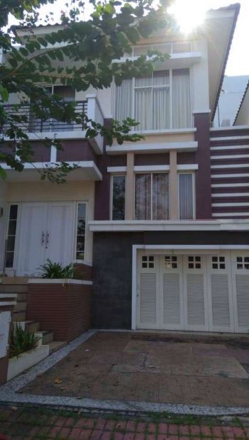 Dijual Rumah Crown Golf Mansion Pantai Indah Kapuk