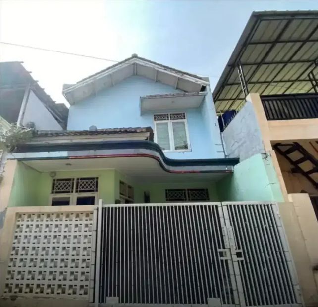 RUMAH CANTIK 2 LANTAI DI TAMAN GALAXY BEKASI