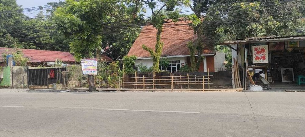 Tanah Tepi Jalan Raya Cibinong Bogor Area Cikaret Dekat Mall Ccm