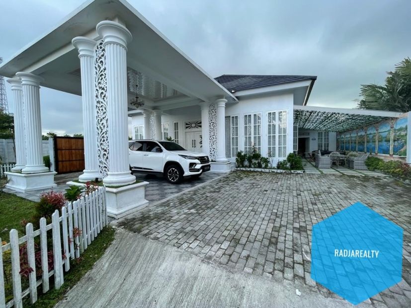 Rumah Villa Dan Homestay Mewah Kolam Renang Tanah Luas Di Turi Sleman