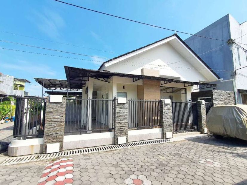 Disewakan Rumah Bagus Graha Mukti Residence