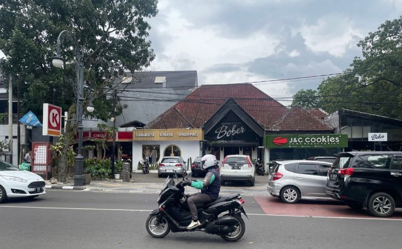 Sewa Rumah Di Mainroad Riau Cocok Untuk Usaha Atau Kantor