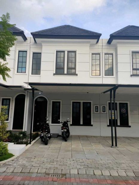 Rumah Lantai Perumahan Mansion Nine Lakarsantri Surabaya Barat