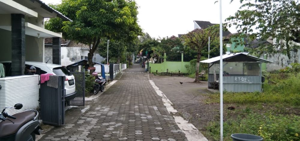 Pekarangan Luas M Pas Bangun Kost Area Perumahan Dan Kampus Amikom