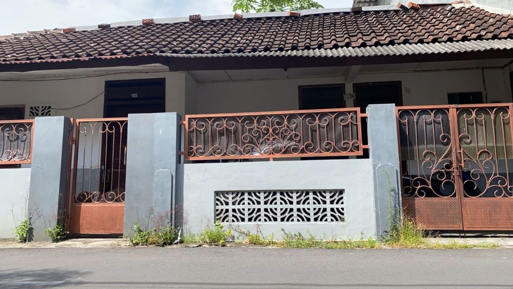 Dijual Rumah Induk Kos Kosan