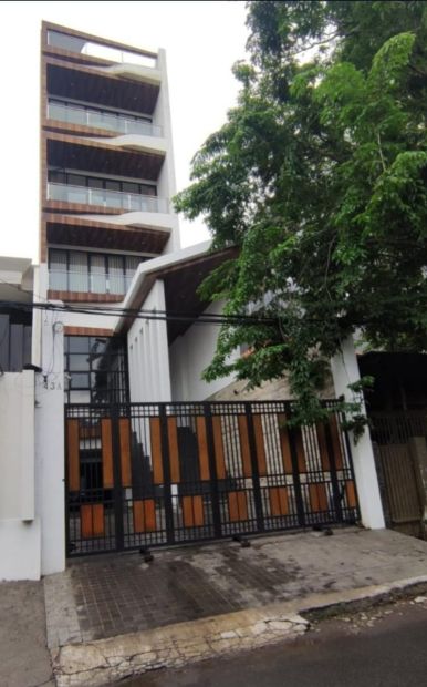 JUAL GEDUNG KANTOR 5 LT DI EMBONG CERME PUSAT KOTA SBY Tjin2Area