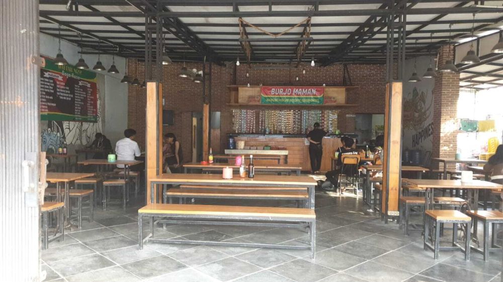 Tempat Usaha Cafe Strategis Kompleks Kampus UNSOED Purwokerto