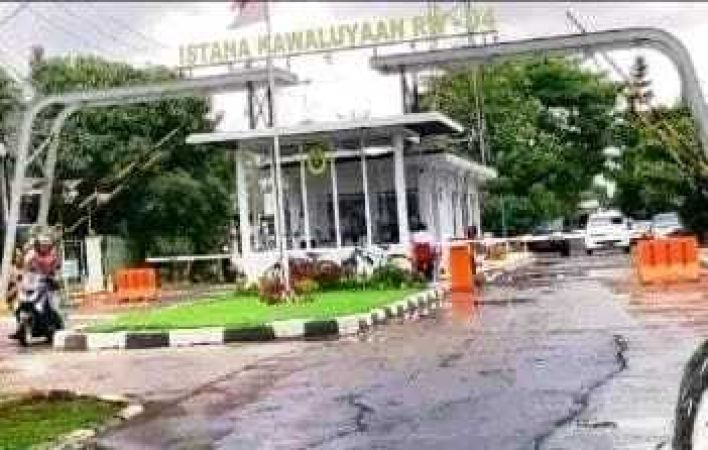 Dijual Rumah Besar Di Istana Kawaluyaan Soekarno Hatta Bandung