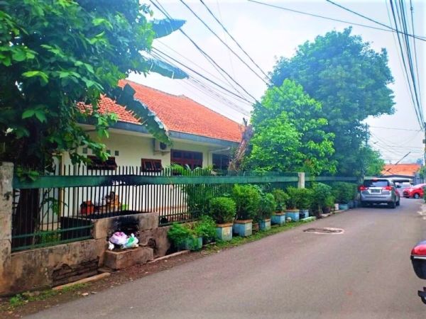 Rumah Lama Hitung Dijual Tanah Di Cilandak Jakarta Selatan