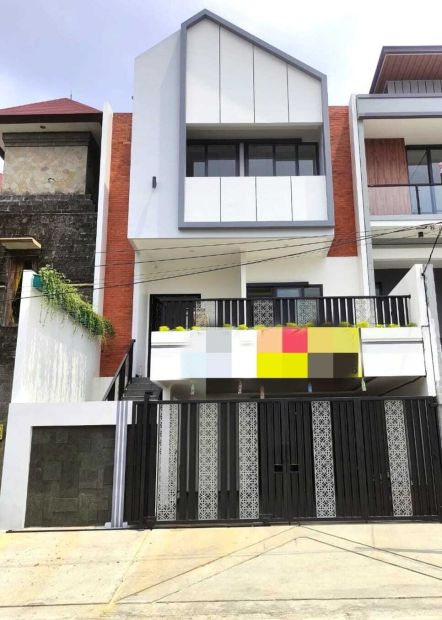 Rumah Mewah Lantai Ada Lift Lokasi Super Di Duren Sawit Jakarta Timur