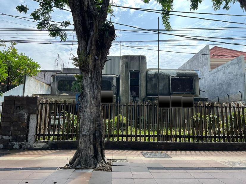 Jual Rumah Luas Strategis Jarang Ada Di Raya Darmo Area Pusat Kota Sby