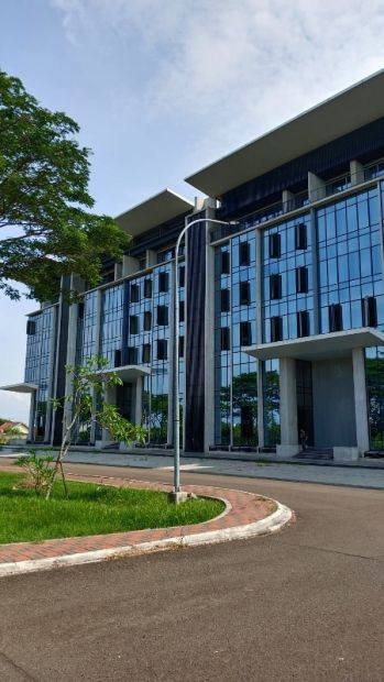 Gedung Kantor Baru Siap Pakai Di Cengkareng, Jakarta Barat