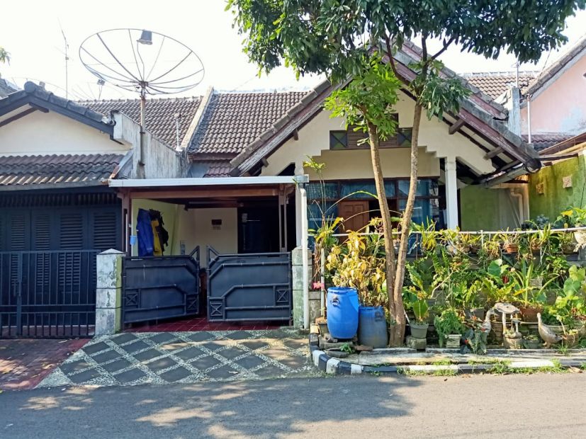 RUMAH TINGGAL DI JL DELIMA UTARA DEKAT LAPANGAN TENIS ARMADA ESTATE