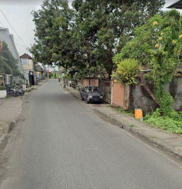 Dijual Sebidang Tanah Kosong Jalan Utama Astasura Denpasar Utara