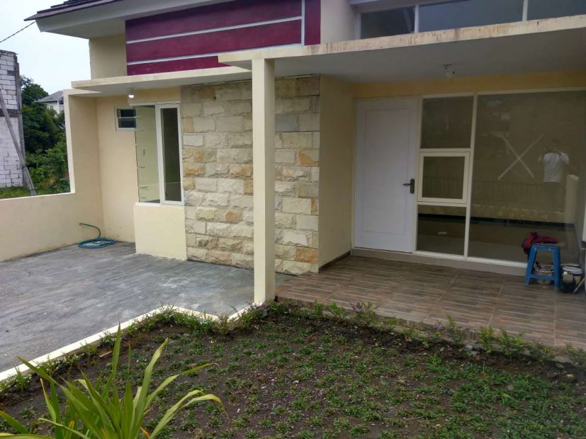 Rumah baru modern di pusat Kota Jl Lesti Batu