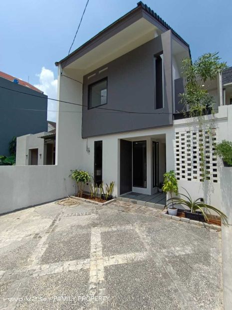 Rumah Mewah Dengan Model Modern Minimalis Cirendeu