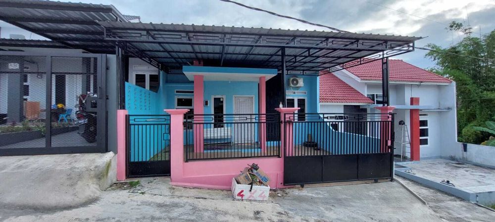 DIJUAL RUMAH SIAP HUNI DI AREA PERUM WIKA BALIKPAPAN