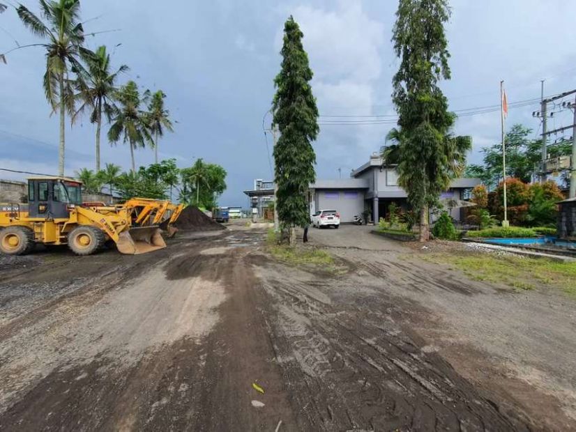 Tanah Dijual Luas Hektar Lokasi Poros Jalan Raya Gor Kenarok