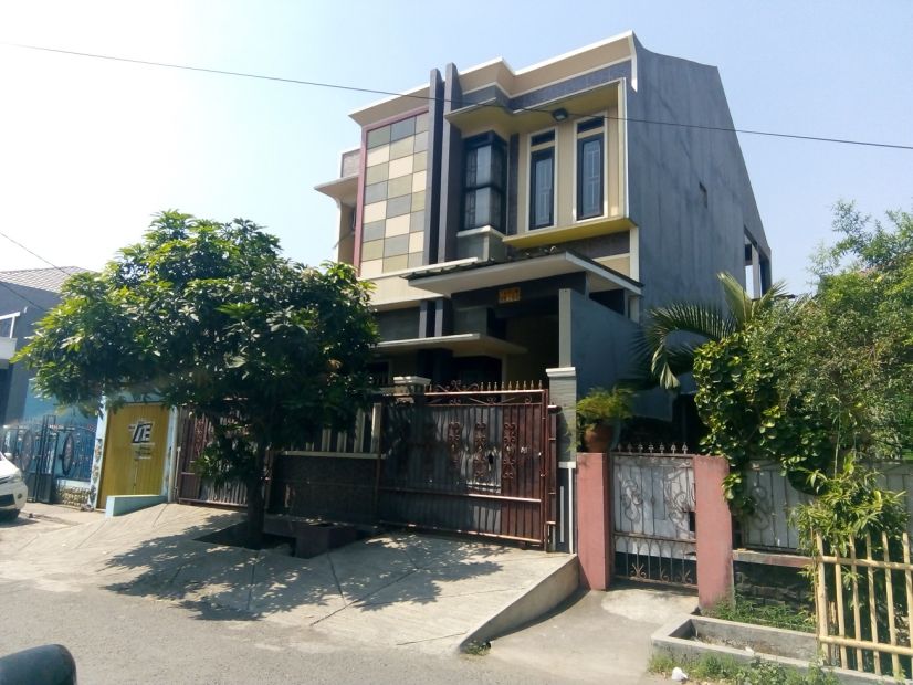 Dilelang Rumah 240m Di Perumahan Cikarang Baru Kota Dilelang Rumah 240m Di Perumahan Cikarang Baru Kota