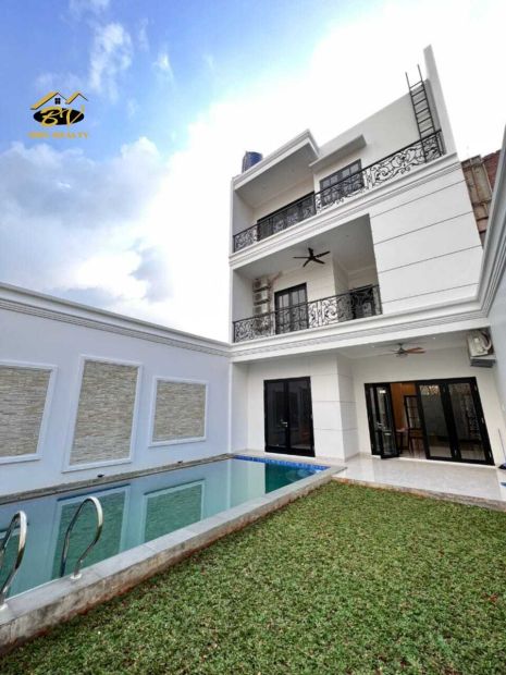 Rumah Mewah Dalam Townhouse Exclusive Di Jagakarsa Jakarta Selatan