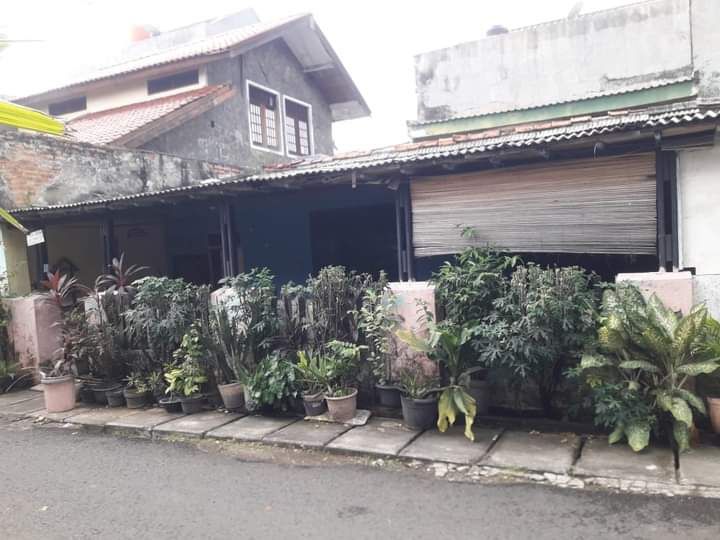 Rumah Komplek Joglo Hitung Tanah