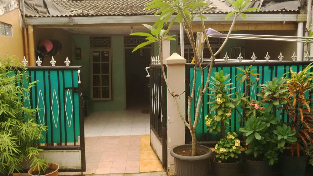 di jual  rumah di perumahan wahana pondok  gede 